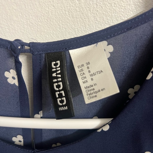 H&M collard Jumpsuit - Picture 2 of 5